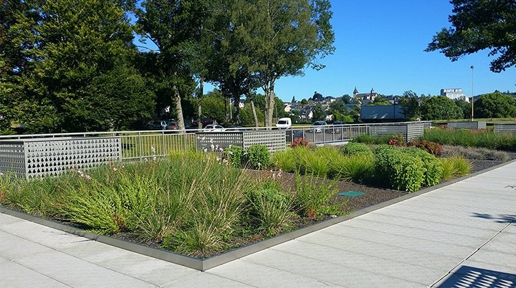 toiture terrasse plate - toit plat végétalisé jardin